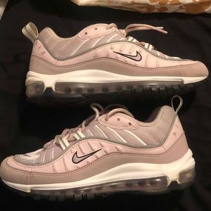 Nike AirMax 98 Barely Rose